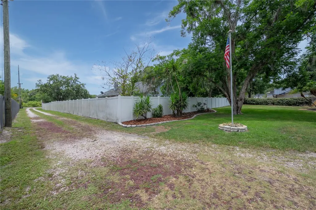 608 Sunset Lane Lutz FL 33549