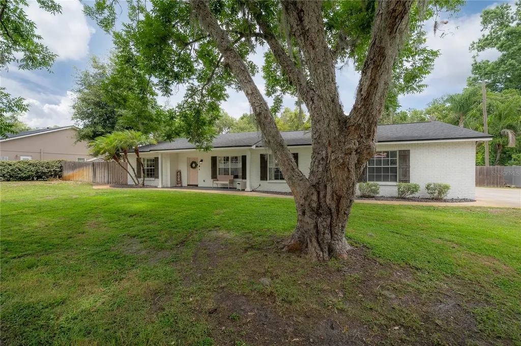 608 Sunset Lane Lutz FL 33549
