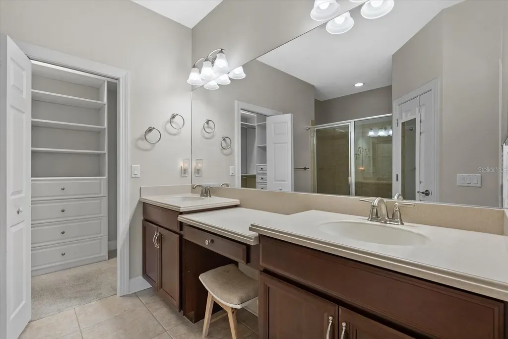 395 Capulet Drive Venice FL 34292