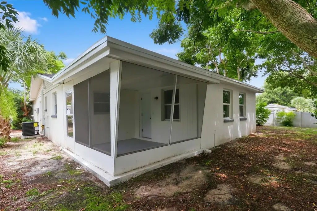 5165 Greenwood Street New Port Richey FL 34653