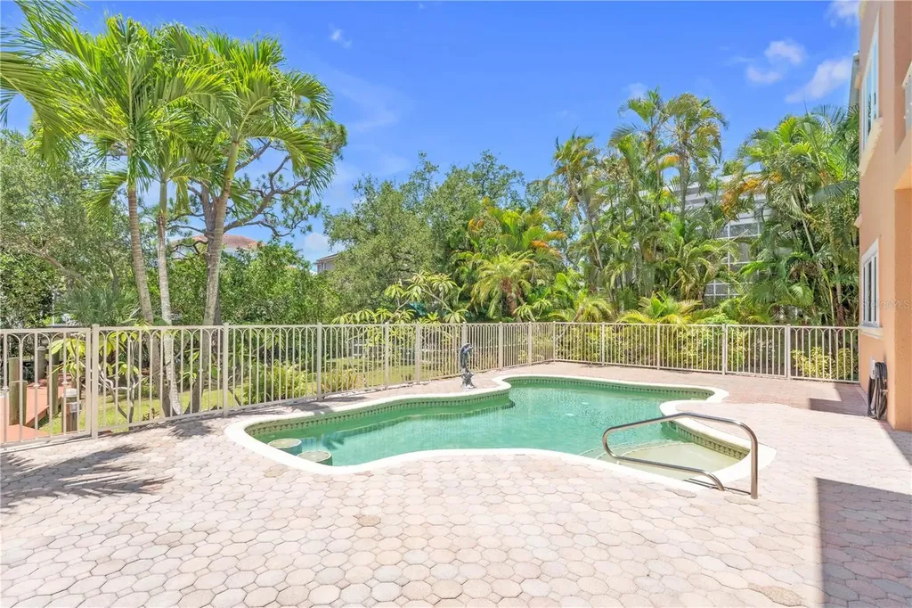1508 Bowlees Cove Bradenton FL 34207