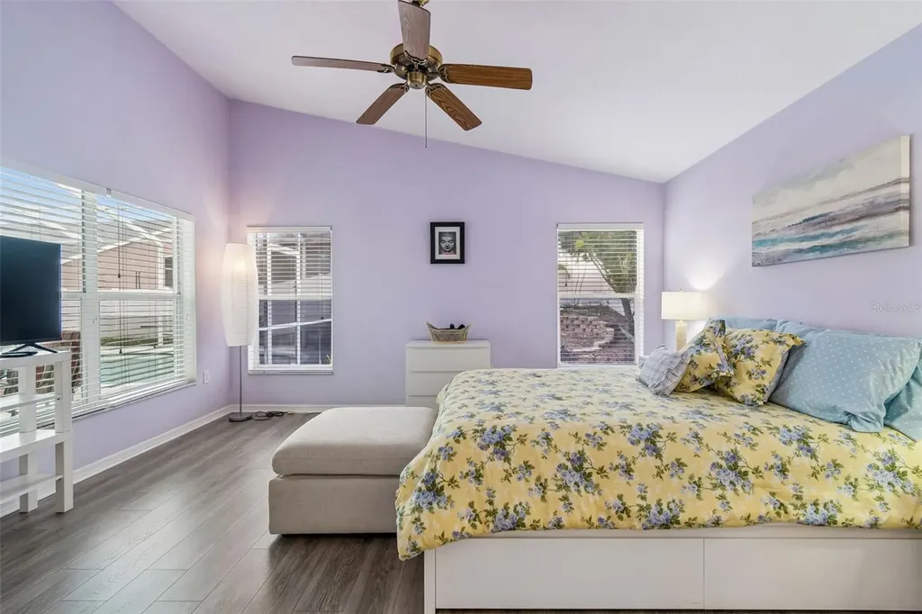 923 Hunter Lane Tarpon Springs FL 34689