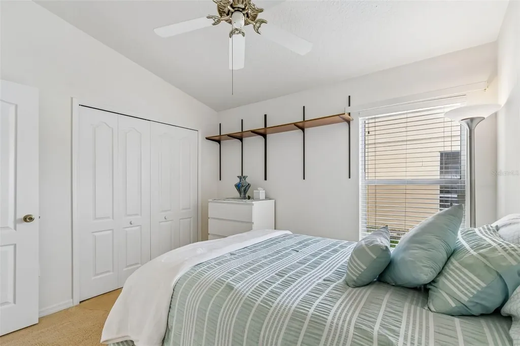 923 Hunter Lane Tarpon Springs FL 34689
