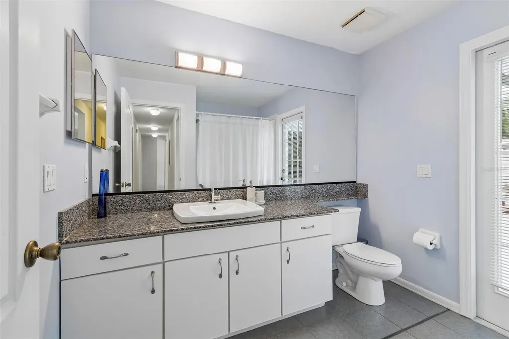 923 Hunter Lane Tarpon Springs FL 34689