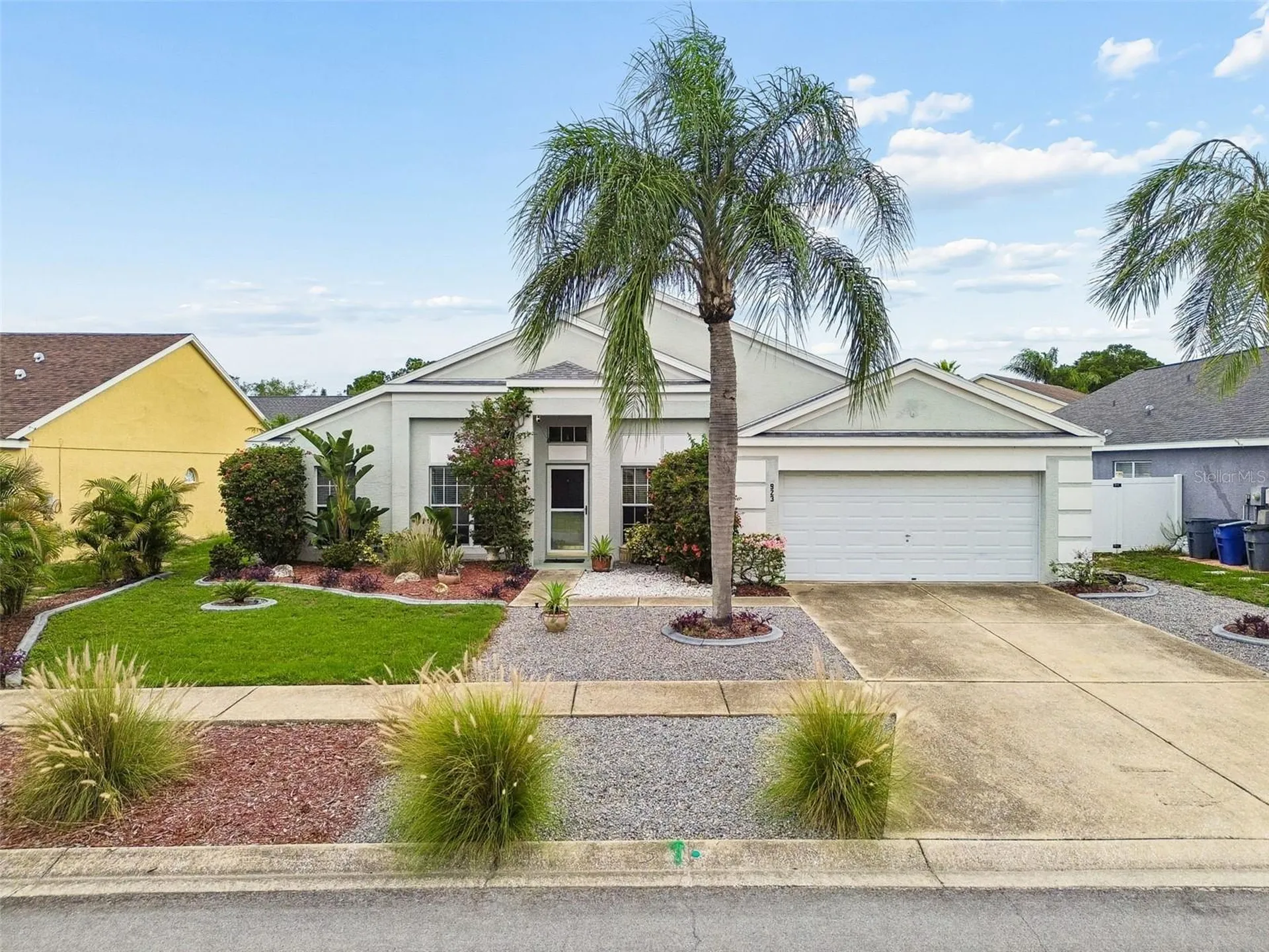 923 Hunter Lane Tarpon Springs FL 34689