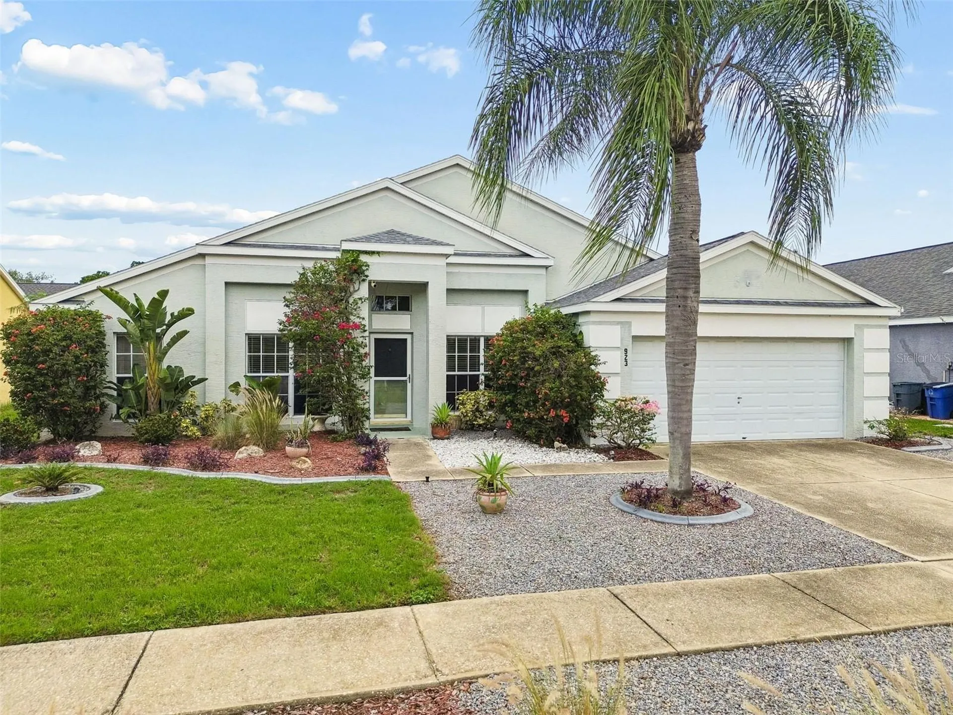 923 Hunter Lane Tarpon Springs FL 34689