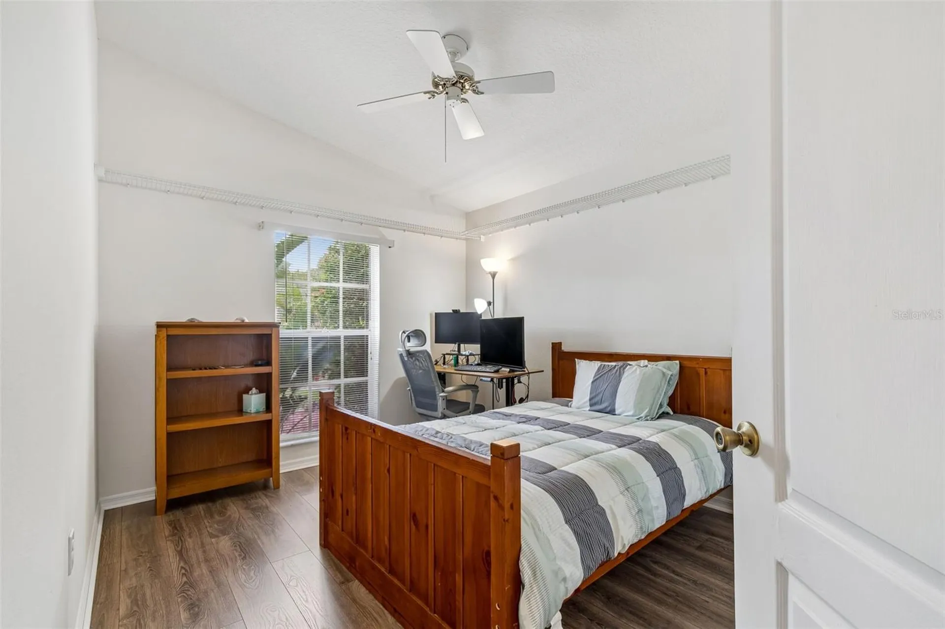 923 Hunter Lane Tarpon Springs FL 34689
