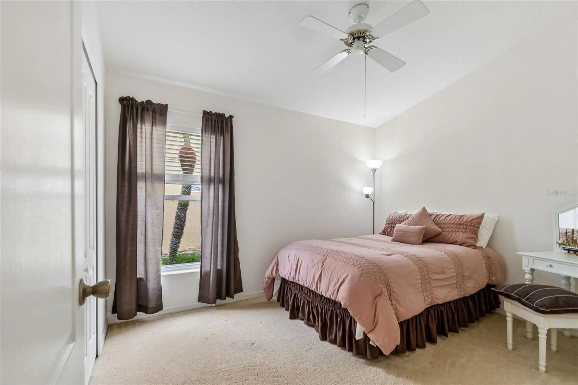 923 Hunter Lane Tarpon Springs FL 34689