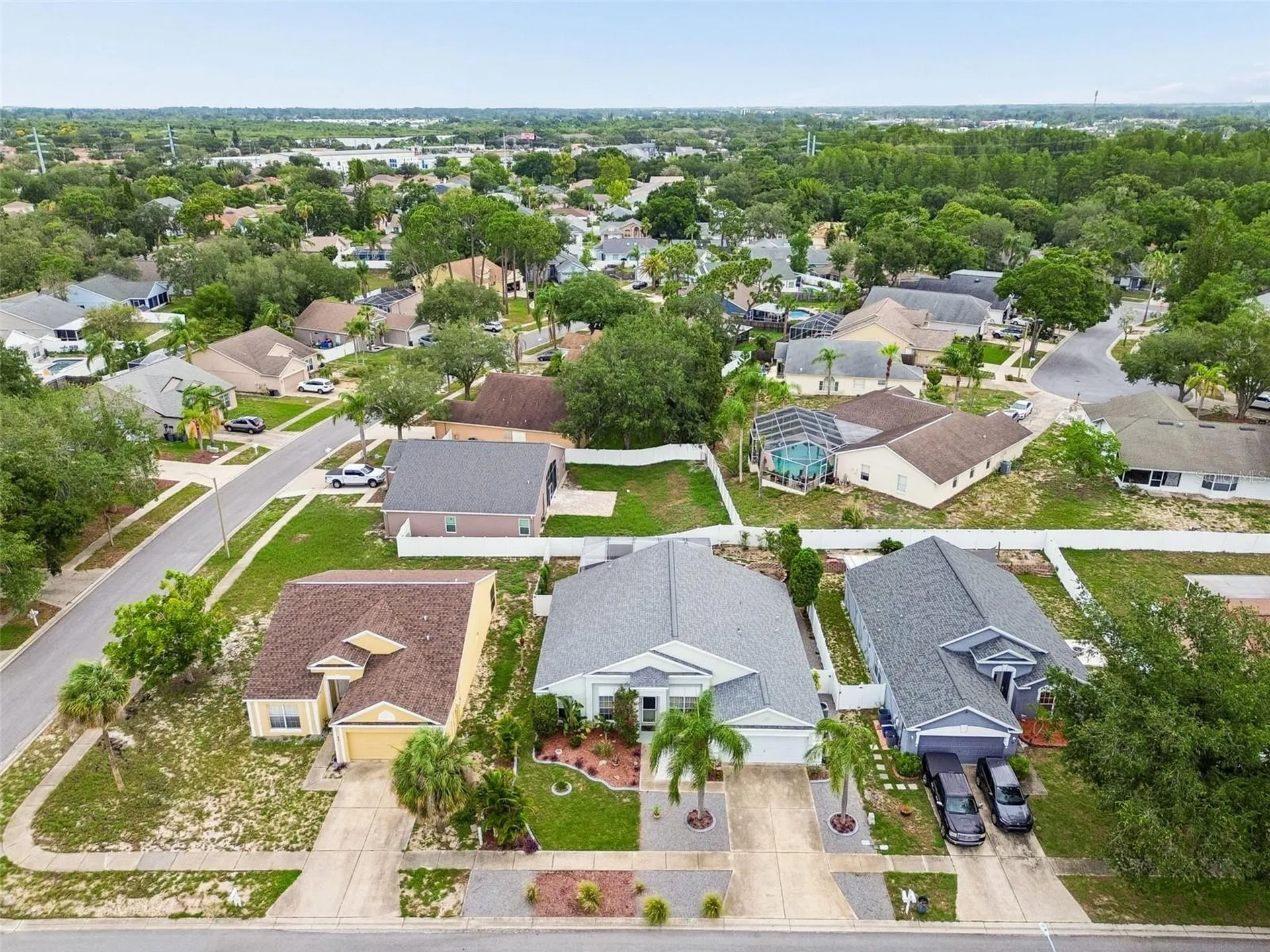 923 Hunter Lane Tarpon Springs FL 34689