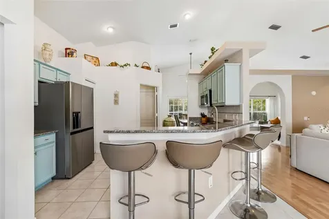 923 Hunter Lane Tarpon Springs FL 34689