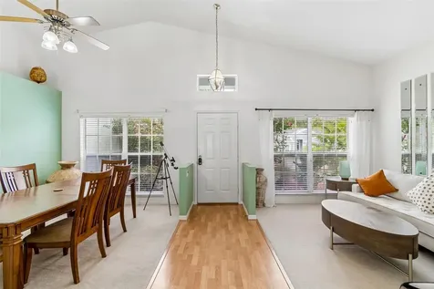 923 Hunter Lane Tarpon Springs FL 34689