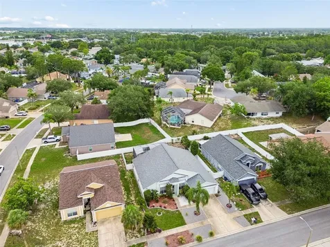 923 Hunter Lane Tarpon Springs FL 34689