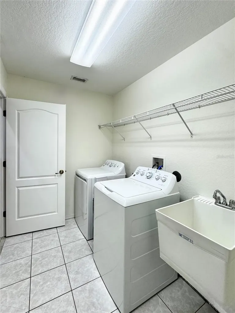 34336 Arbor Street Dade City FL 33523
