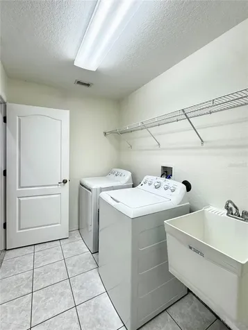 34336 Arbor Street Dade City FL 33523