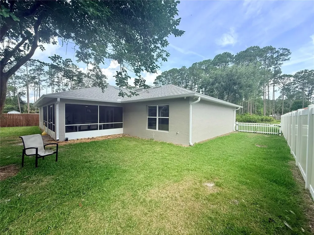 18 Burning View Lane Palm Coast FL 32137
