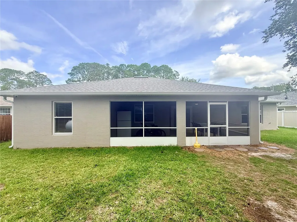 18 Burning View Lane Palm Coast FL 32137
