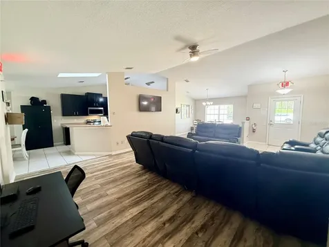18 Burning View Lane Palm Coast FL 32137