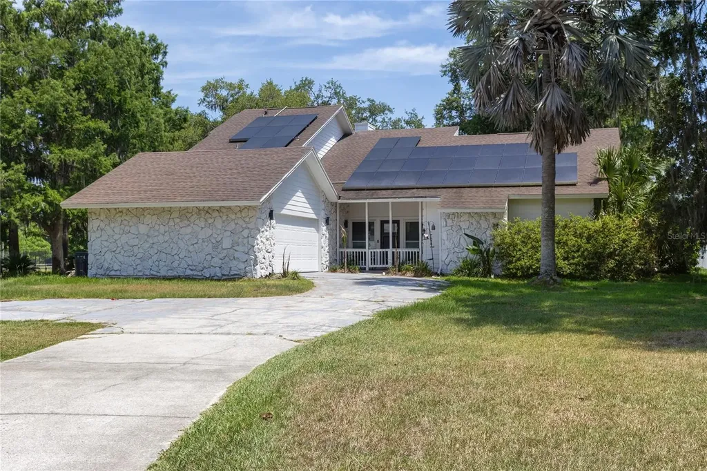 3181 Whisper Wind Drive St Cloud FL 34771
