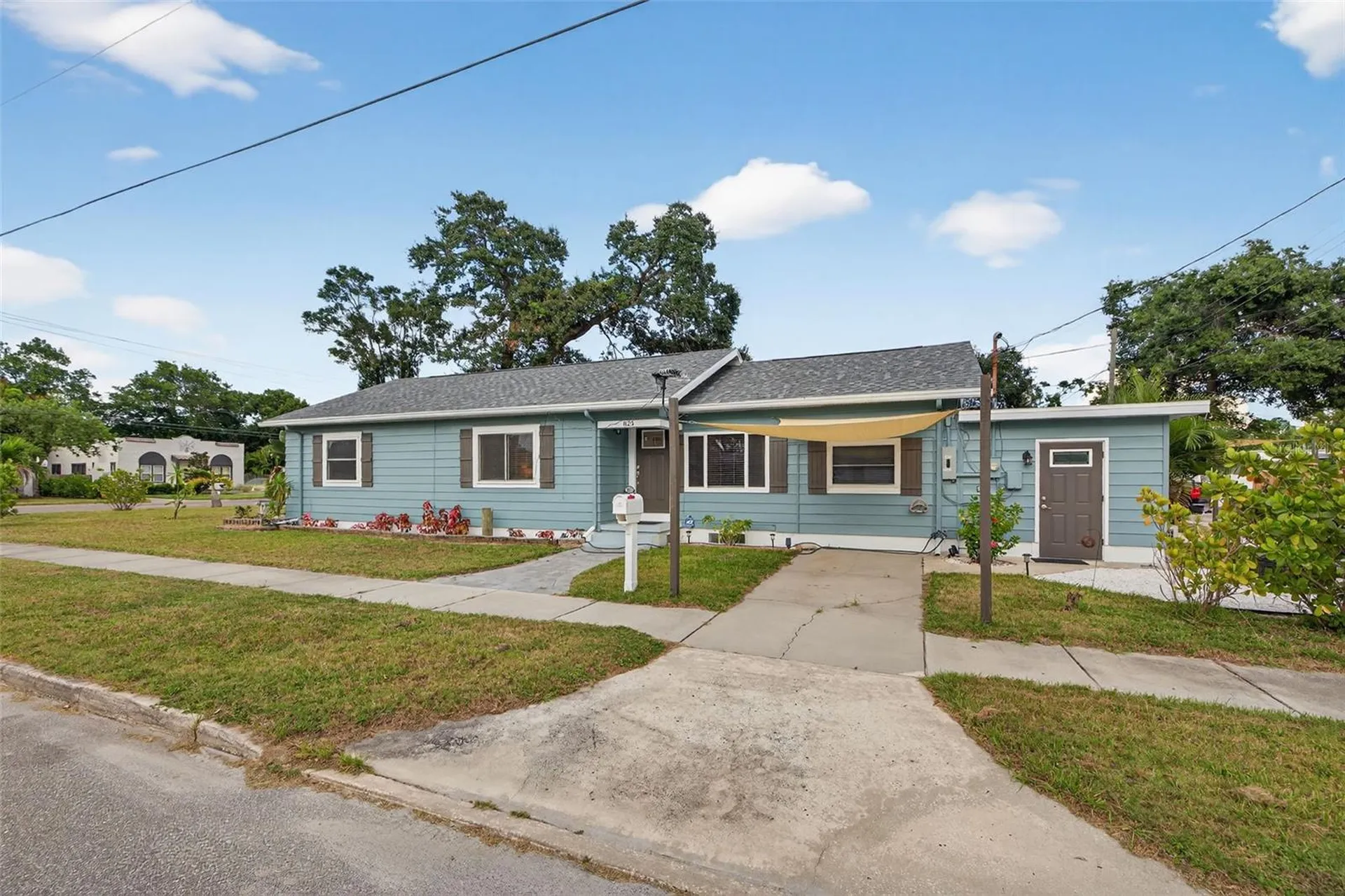 825 46th Street N St Petersburg FL 33713
