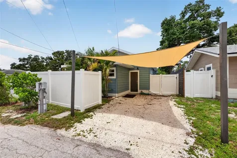825 46th Street N St Petersburg FL 33713