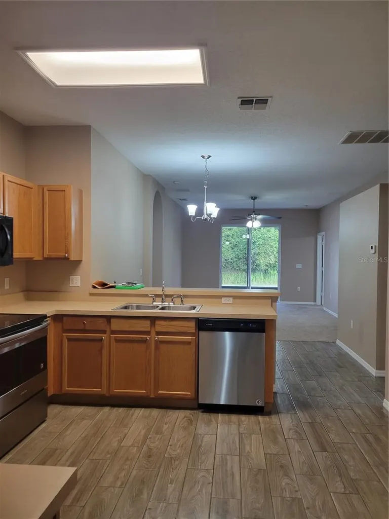 3213 Kingstown Court Orlando FL 32825