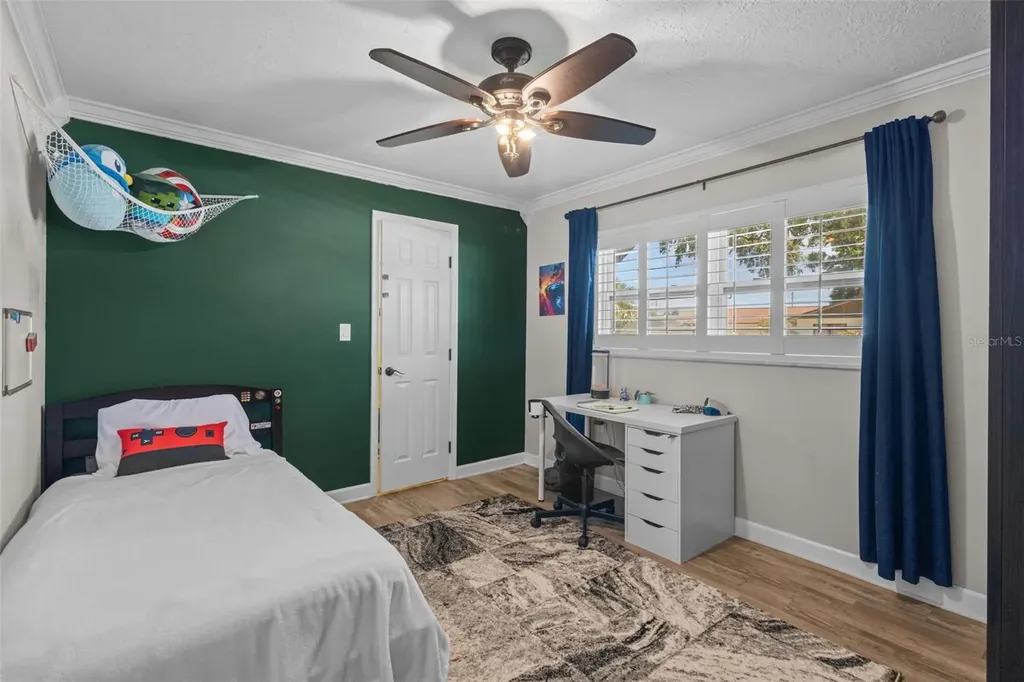 3046 Oak Cove Drive Clearwater FL 33759