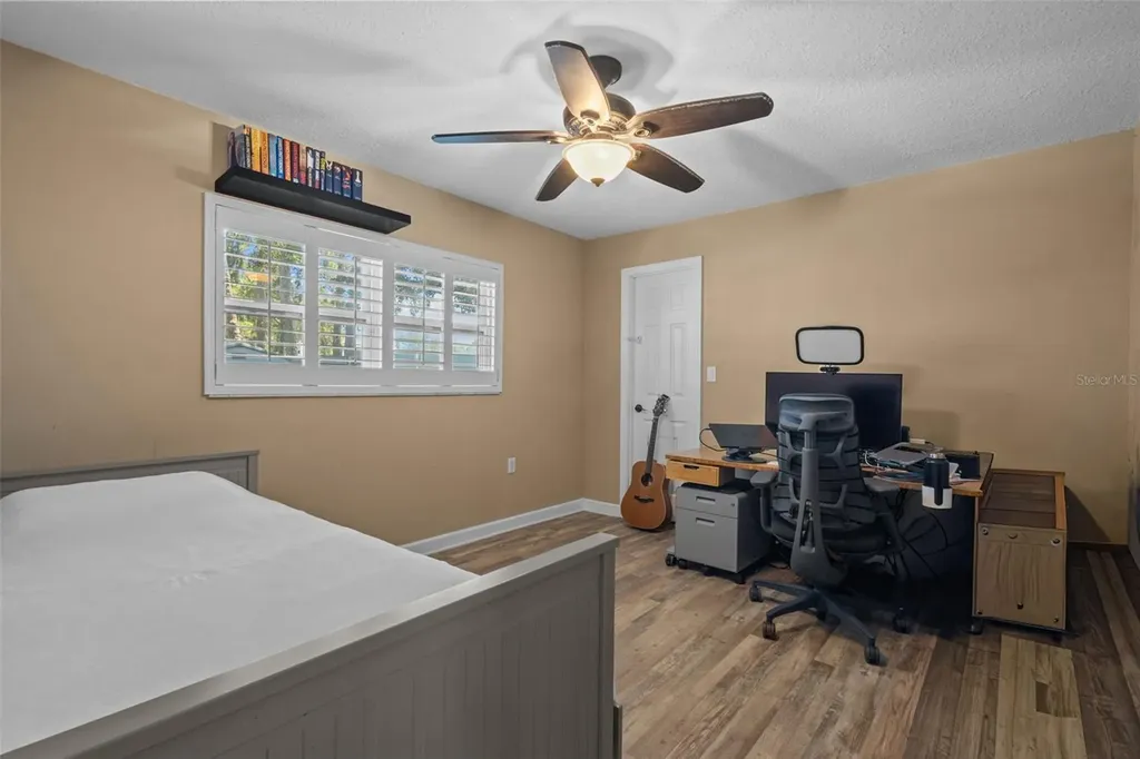 3046 Oak Cove Drive Clearwater FL 33759