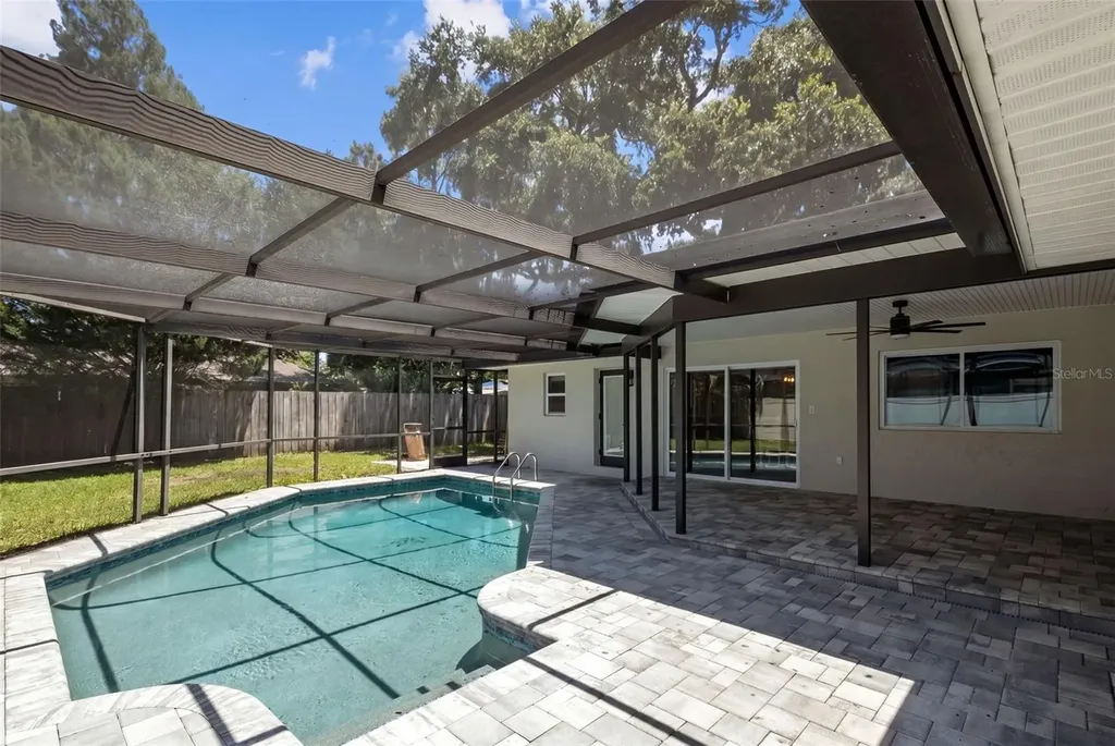 3046 Oak Cove Drive Clearwater FL 33759