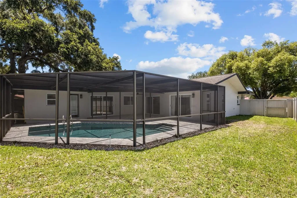 3046 Oak Cove Drive Clearwater FL 33759