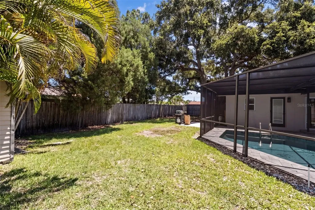 3046 Oak Cove Drive Clearwater FL 33759