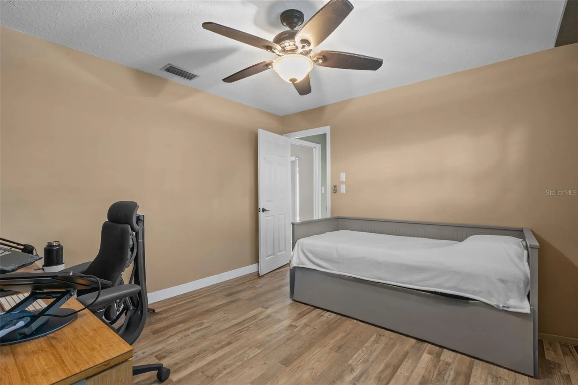3046 Oak Cove Drive Clearwater FL 33759