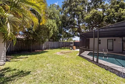 3046 Oak Cove Drive Clearwater FL 33759