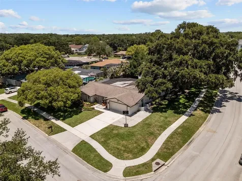 3046 Oak Cove Drive Clearwater FL 33759