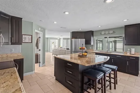 3046 Oak Cove Drive Clearwater FL 33759