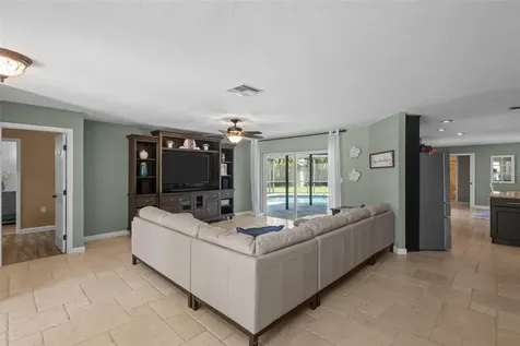 3046 Oak Cove Drive Clearwater FL 33759