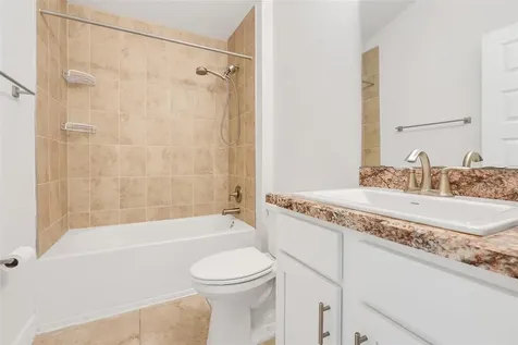 140 Krenson Bay Loop Winter Haven FL 33881
