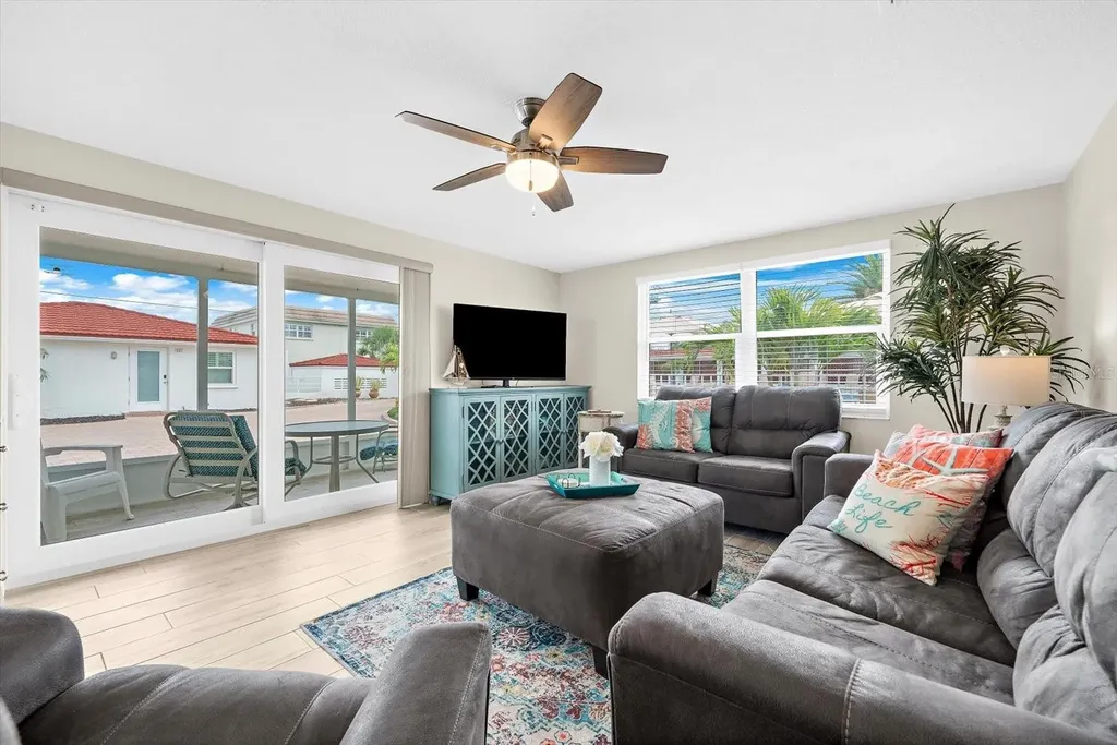 6154 Midnight Pass Road Sarasota FL 34242