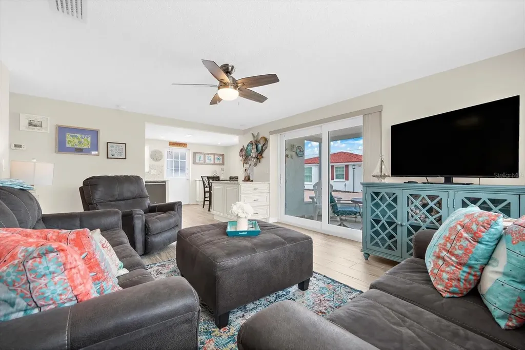 6154 Midnight Pass Road Sarasota FL 34242