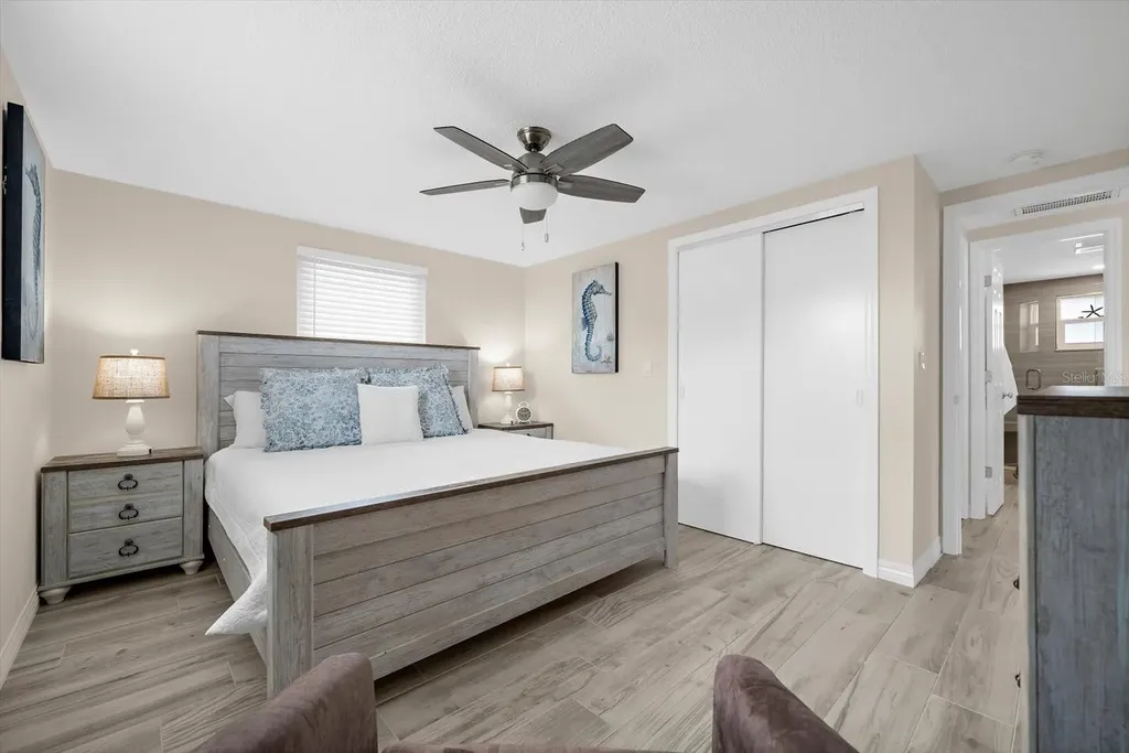 6154 Midnight Pass Road Sarasota FL 34242