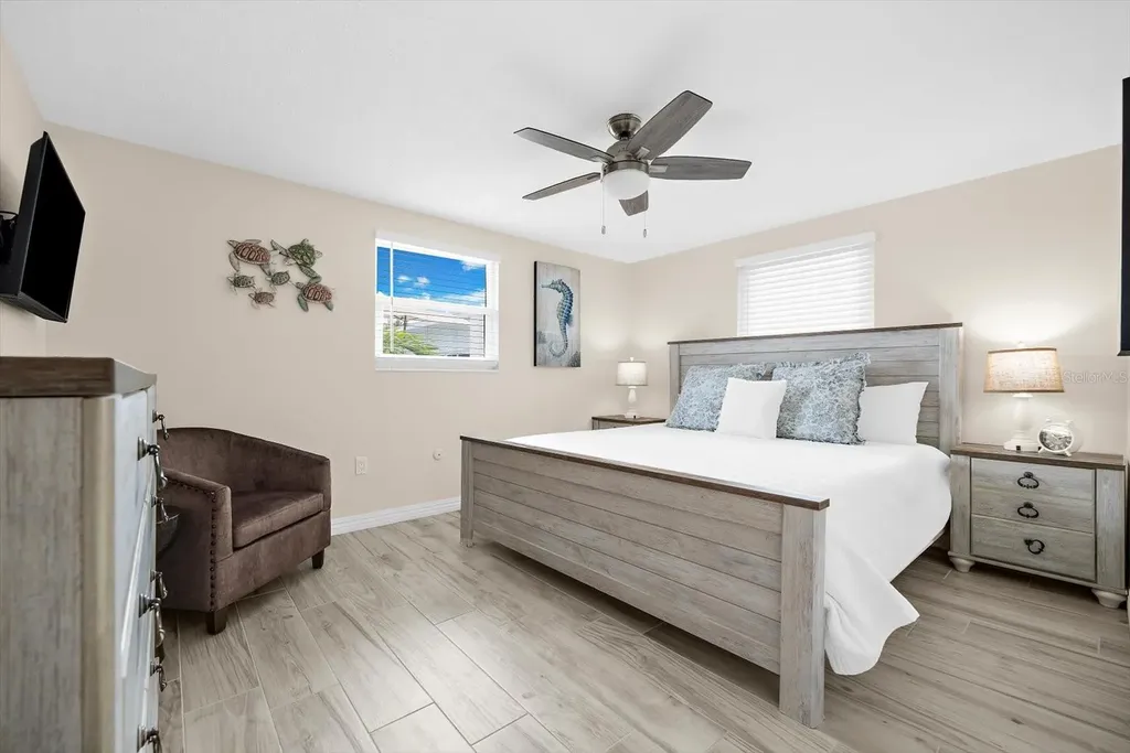 6154 Midnight Pass Road Sarasota FL 34242