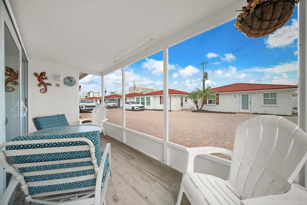 6154 Midnight Pass Road Sarasota FL 34242