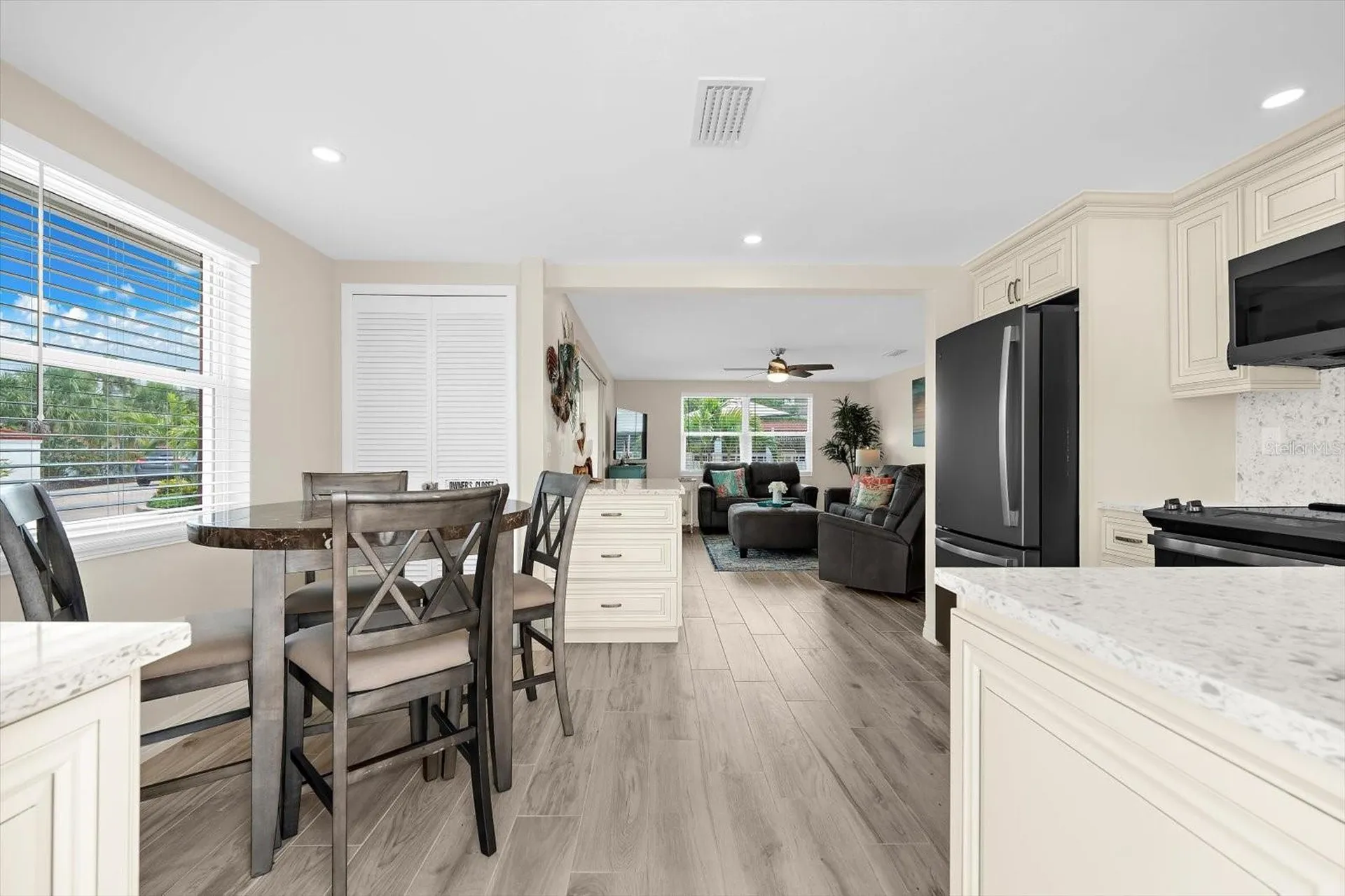 6154 Midnight Pass Road Sarasota FL 34242