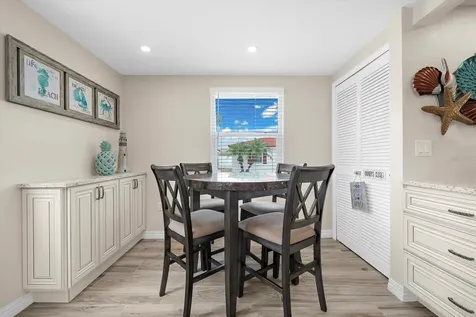 6154 Midnight Pass Road Sarasota FL 34242