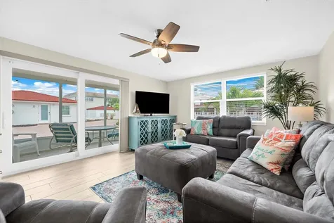6154 Midnight Pass Road Sarasota FL 34242