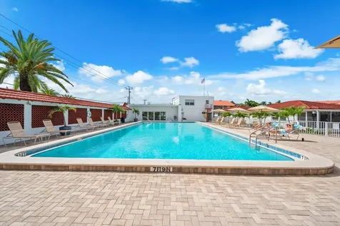 6154 Midnight Pass Road Sarasota FL 34242