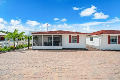 6154 Midnight Pass Road Sarasota FL 34242