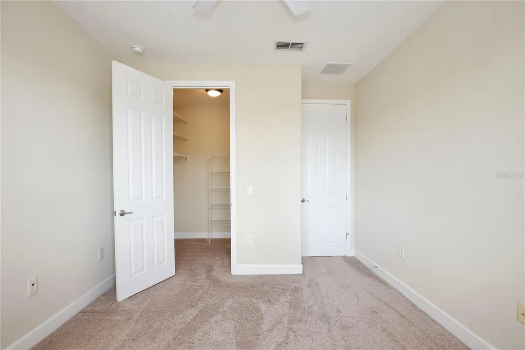 8816 Della Scala Circle Orlando FL 32836