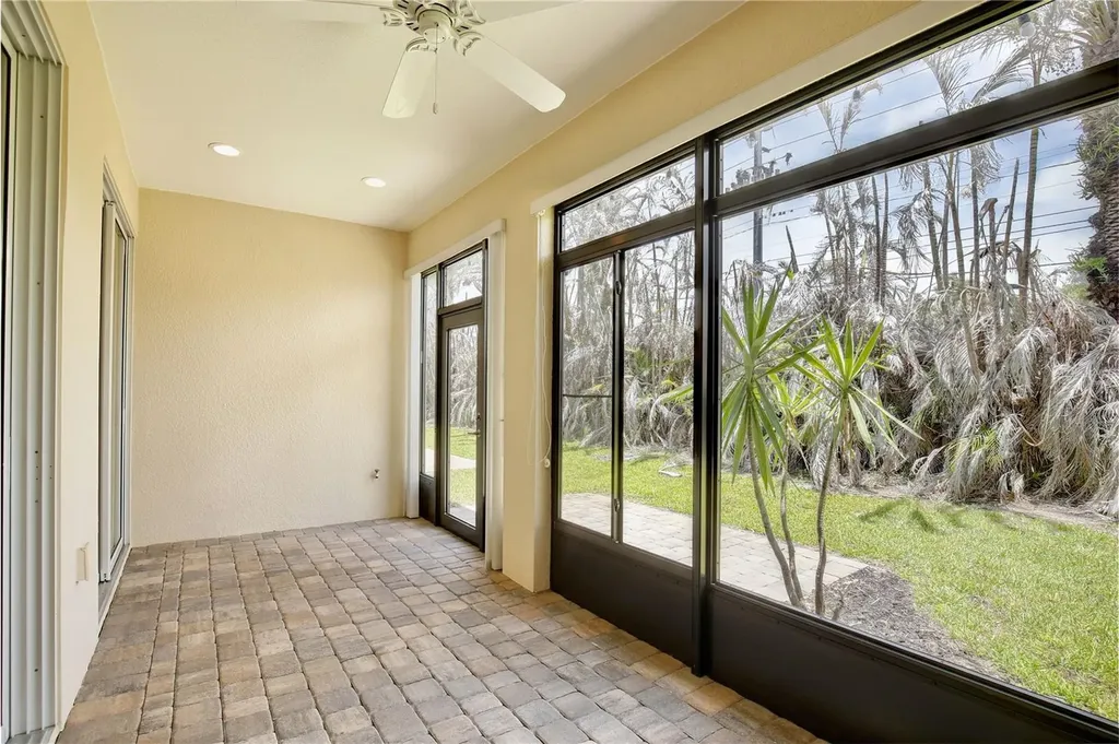 8816 Della Scala Circle Orlando FL 32836