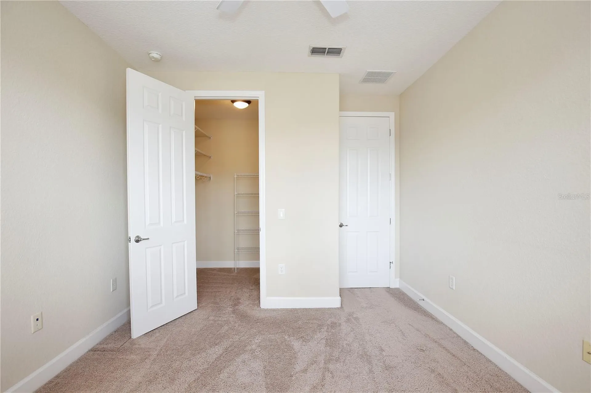 8816 Della Scala Circle Orlando FL 32836