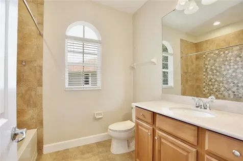 8816 Della Scala Circle Orlando FL 32836